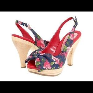 Betsey Johnson ‘Fiionaa’ Slingback Heels - Denim